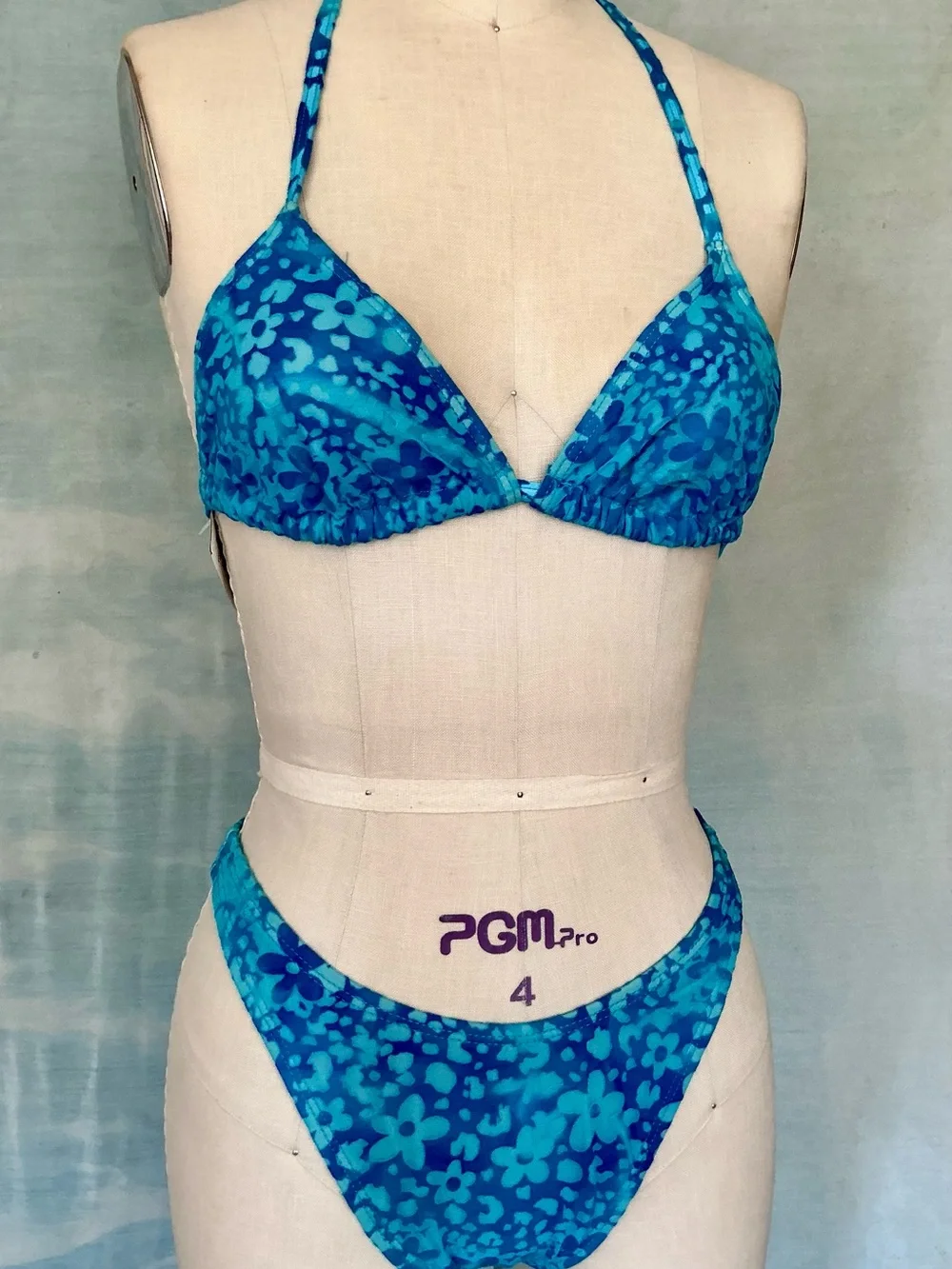 Vintage Deadstock Studio by La Blanca Bikini Set with Matching Sarong